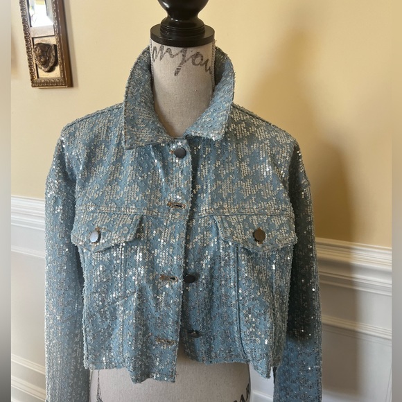 Oversized-Raw edge hem, Sequins Denim/Jeans cropped-Long sleeves Stretch Jacket. - Picture 13 of 16